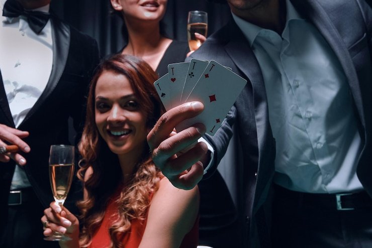 Antarmuka responsif Kategori Game di layar mobile dan desktop laristoto